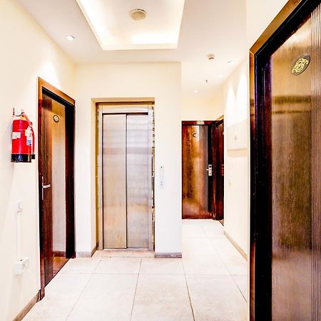 Super Townhouse Pitampura West Enclave 호텔 델리 외부 사진