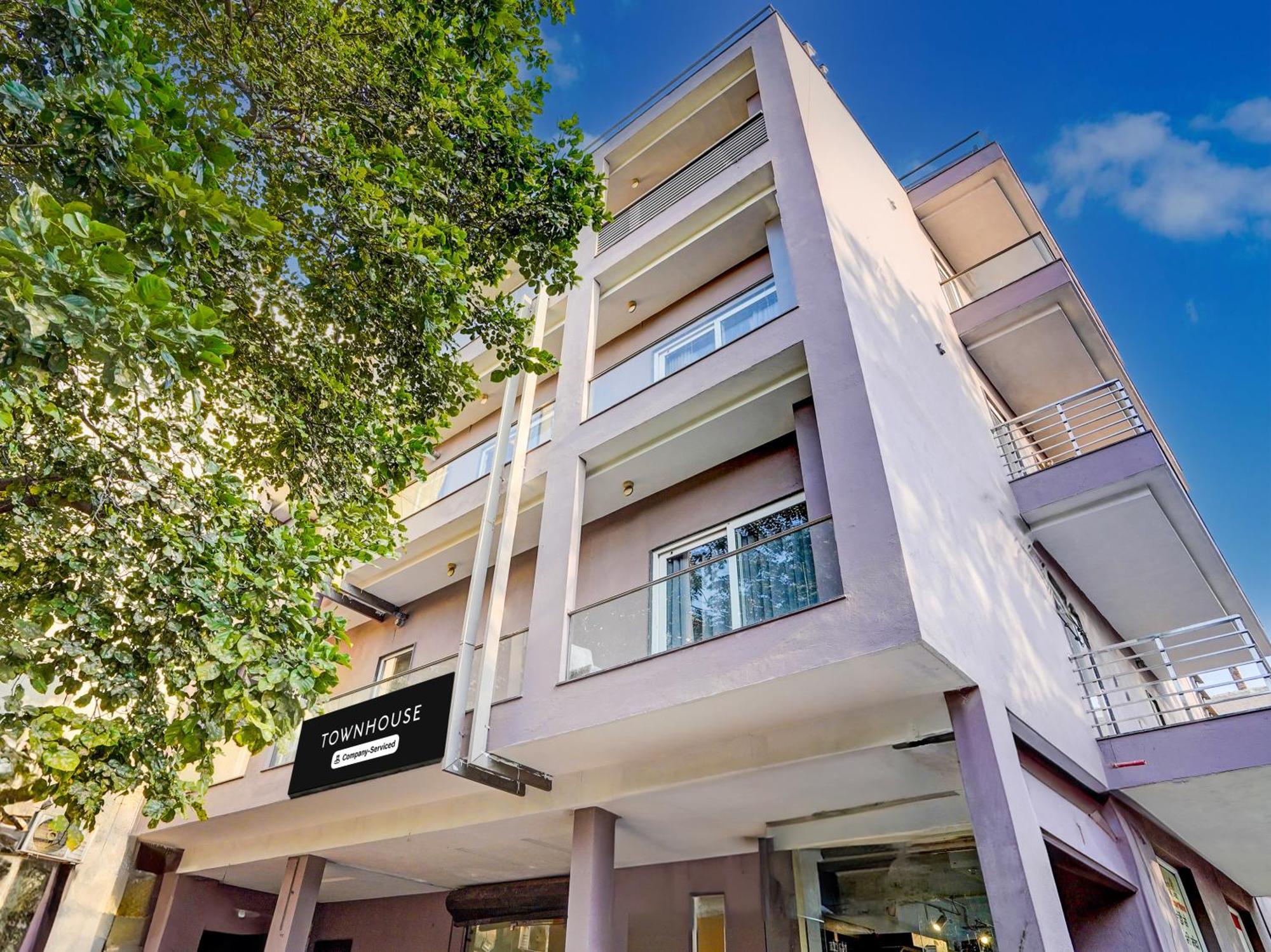 Super Townhouse Pitampura West Enclave 호텔 델리 외부 사진
